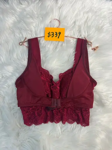 深紅蕾絲文胸
